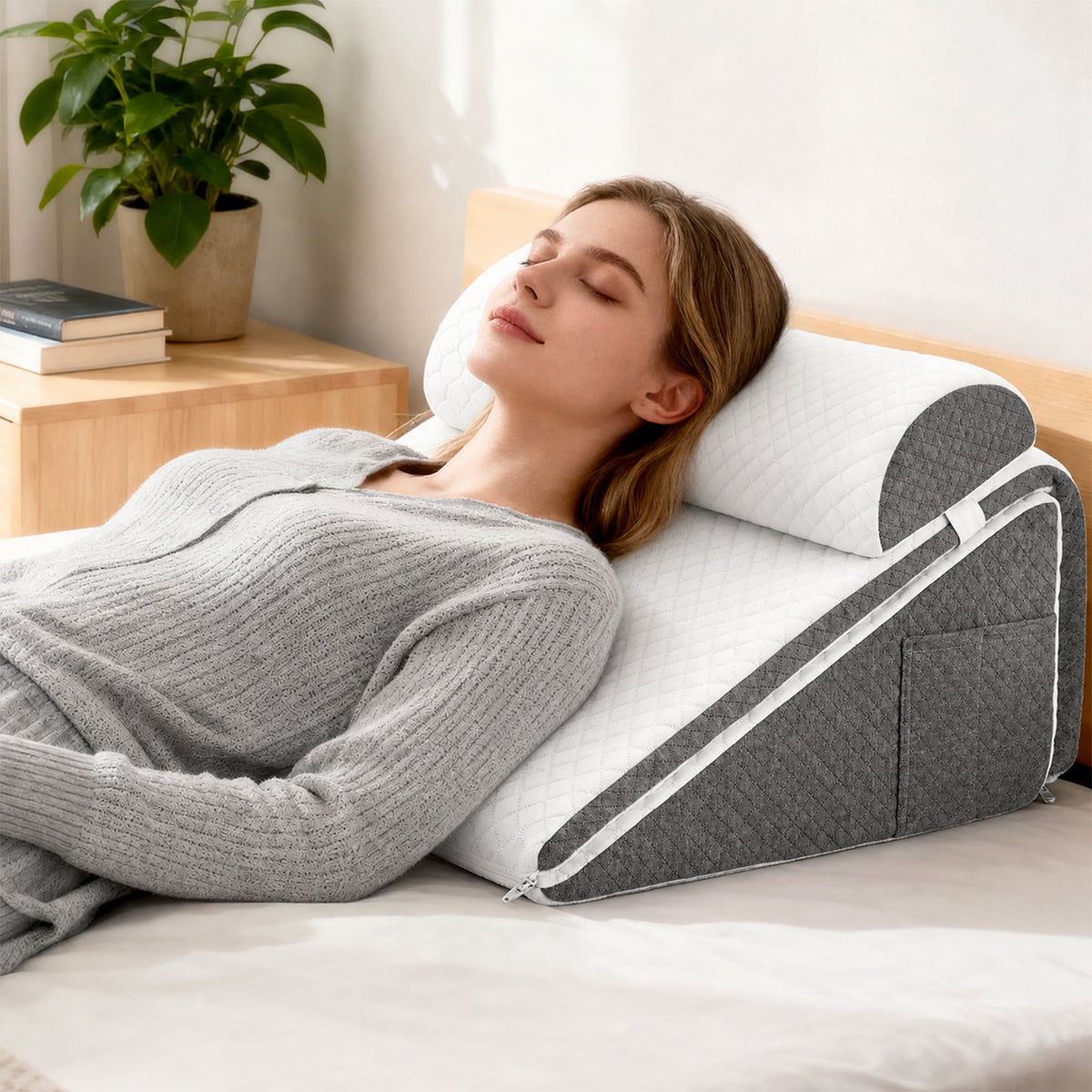 Knee Wedge Pillow, Convertible Knee Pillow for Back Sleeping, Dual-Layer Memory Foam Triangle Pillow for Legs Post Surgery, Knee Support, Leg Elevation, Back Pain Relief